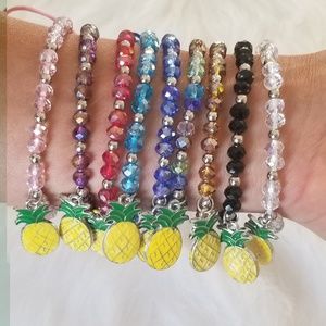 Pineapple charm bead bracelet